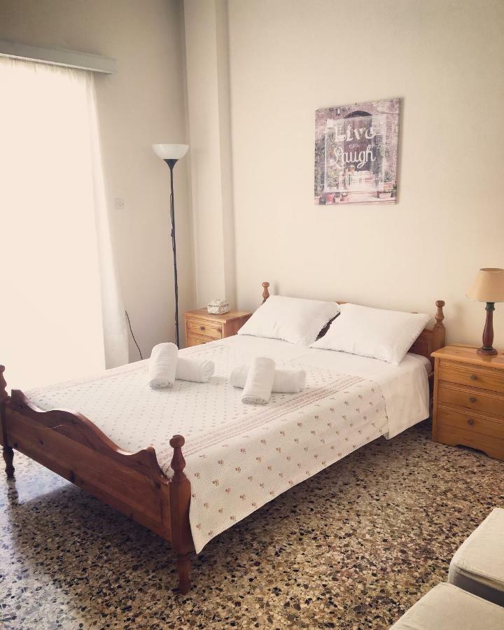 Irene'S Apartment Artemida  Dış mekan fotoğraf